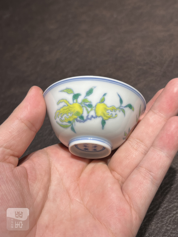 清雍正 斗彩三多纹酒圆 - 图8